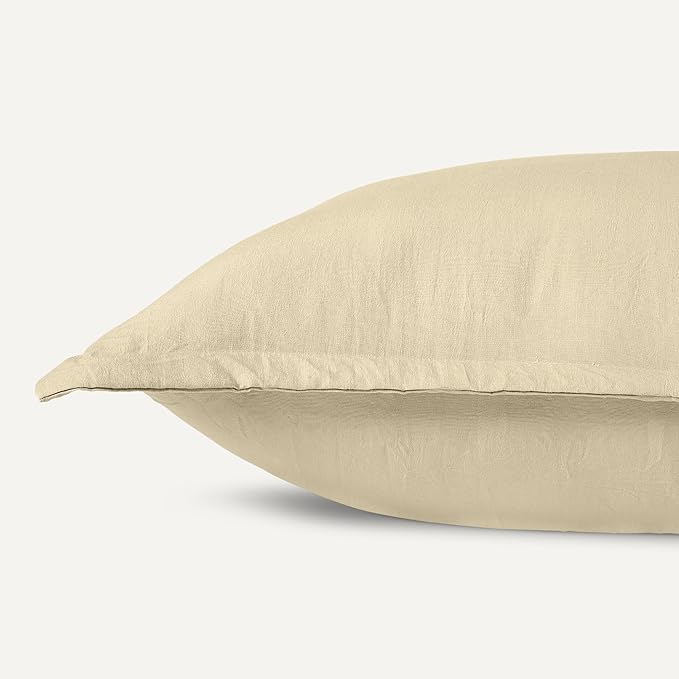 Amazon Basics Brushed Microfiber Comforter Set, Extra Soft with Natural Texture, 3-Piece, Queen/Full, Beige