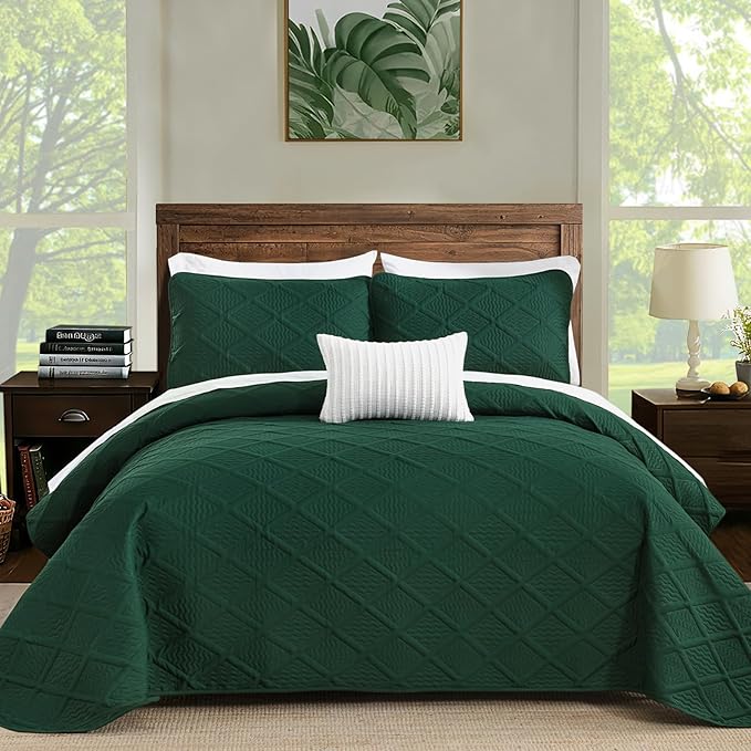 Yiran California King Quilt Set, Emerald Green Oversized Bedspread Bedding Set, Lightweight Diamond Pattern Soft Microfiber Modern Style Coverlet with 2 Pillow Shams 112x104 inch