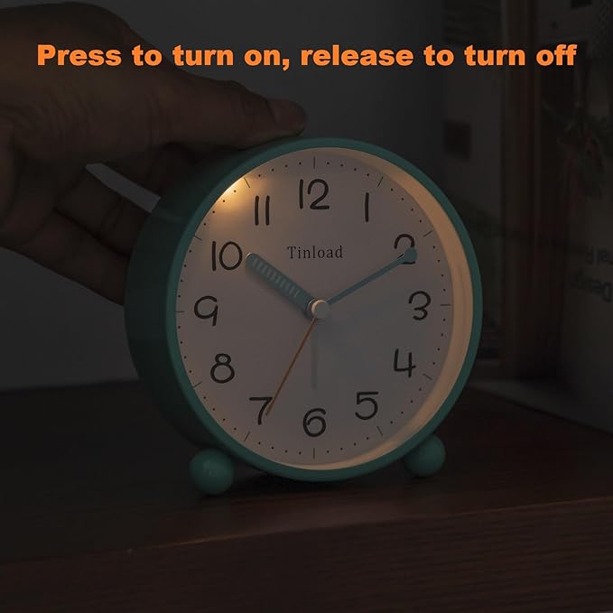 4.5" Antique Retro Analog Alarm Clock, Small Silent Battery Operated Clock with Manual Light, Snooze, Vintage Decor for Bedroom, Living Room, Office, Bedside,Desk（Green）
