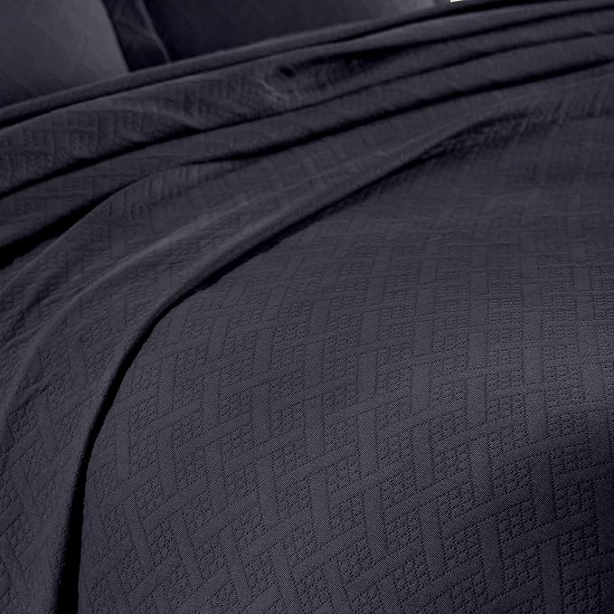 Superior 3 Piece Basketweave Cotton Bedspread Set, Home Bed Decor, Decorative Bed Spread, 2 Pillow Shams, Medium Weight Blanket, Matelasse Coverlet Bedding, Geometric Lattice Pattern, Queen, Navy Blue