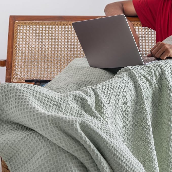 Salt Earth 100% Cotton Throw Blanket, Queen, 90"X92" Waffle Throws for Home, Bedrooms, Outdoor & Office Couch, Cozy Room Decor Blankets, Christmas Blankets and Throws (Sea Foam)